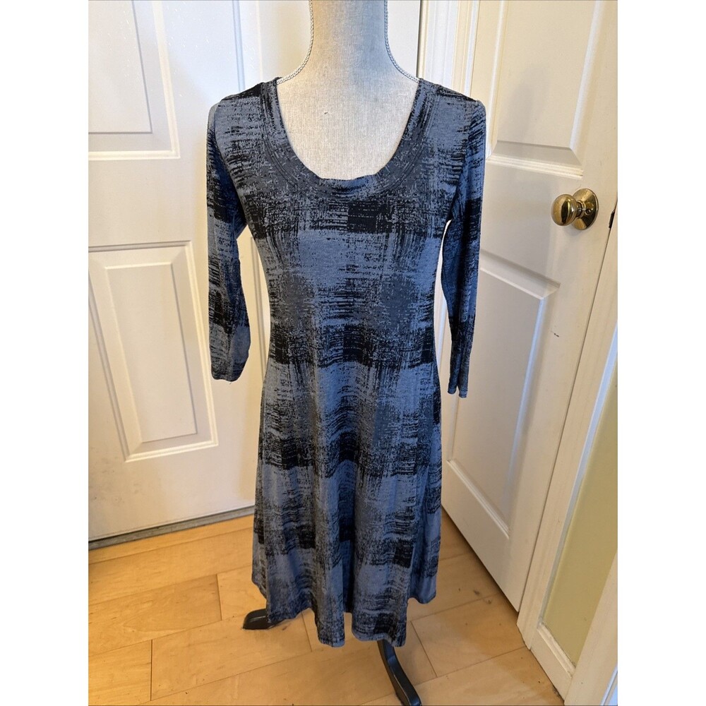 BUTTON DETAILS cut loose Gray abstract print dress longsleeved size XS